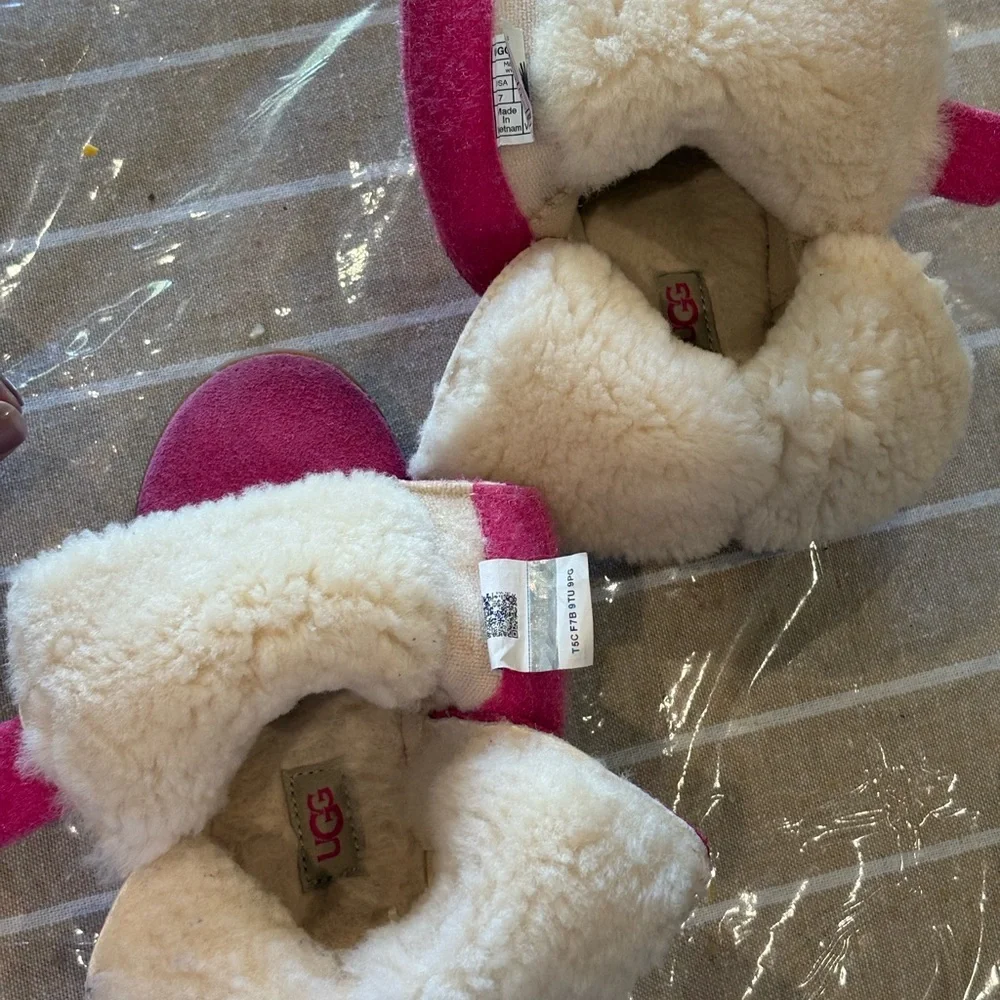 UGG Infant Keenan‎ Pink Azalea 1096089T Size 7 Booties/ Authentic